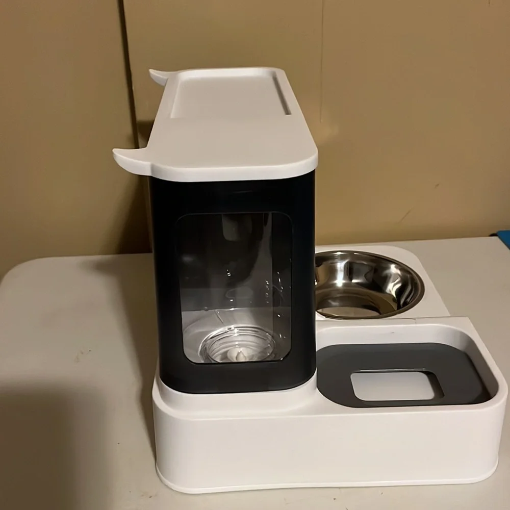 Pet water and food feeder. Smaller I thought they were for medium sized dogs